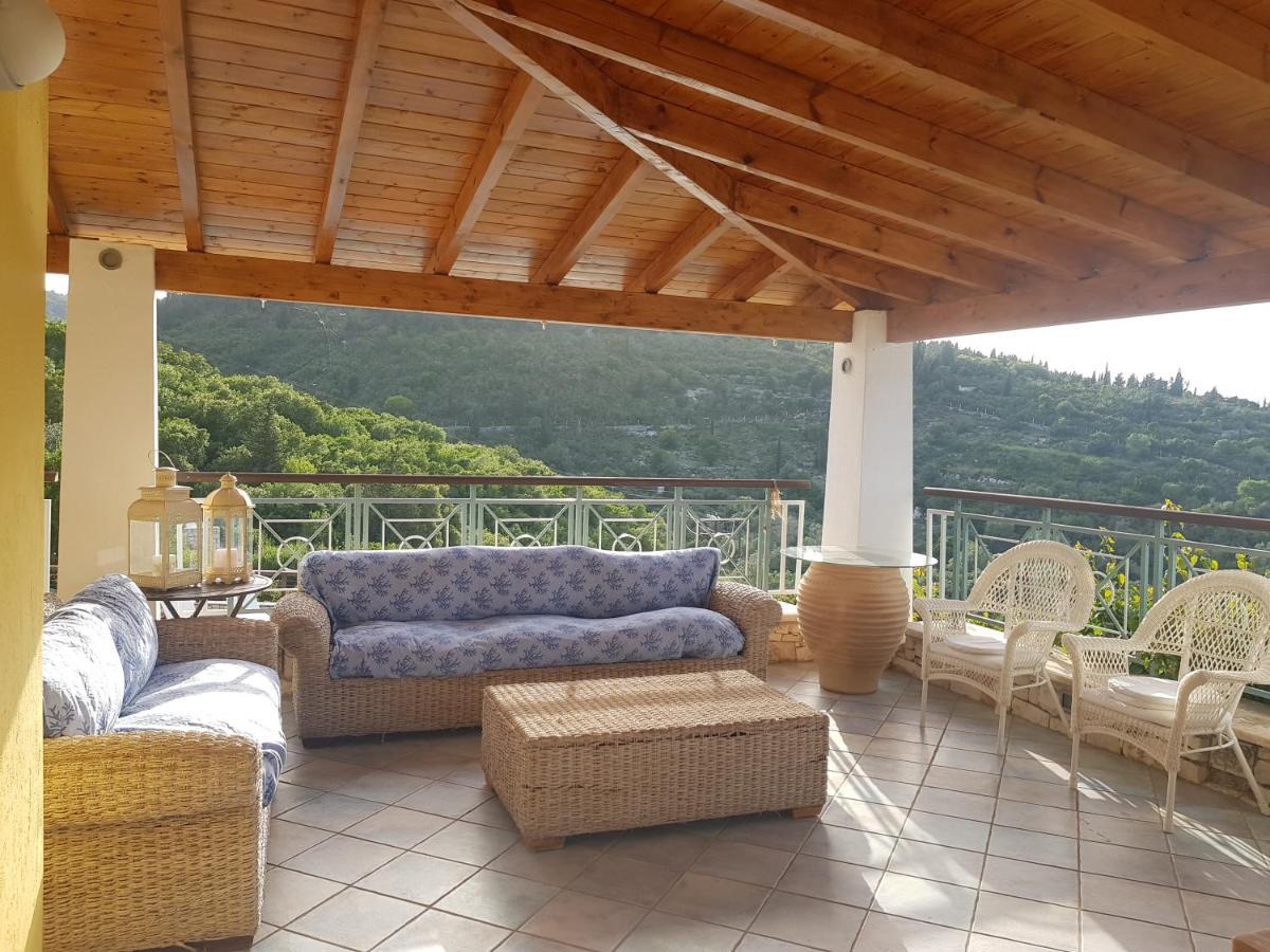 Villa Eos Gaios Exterior photo